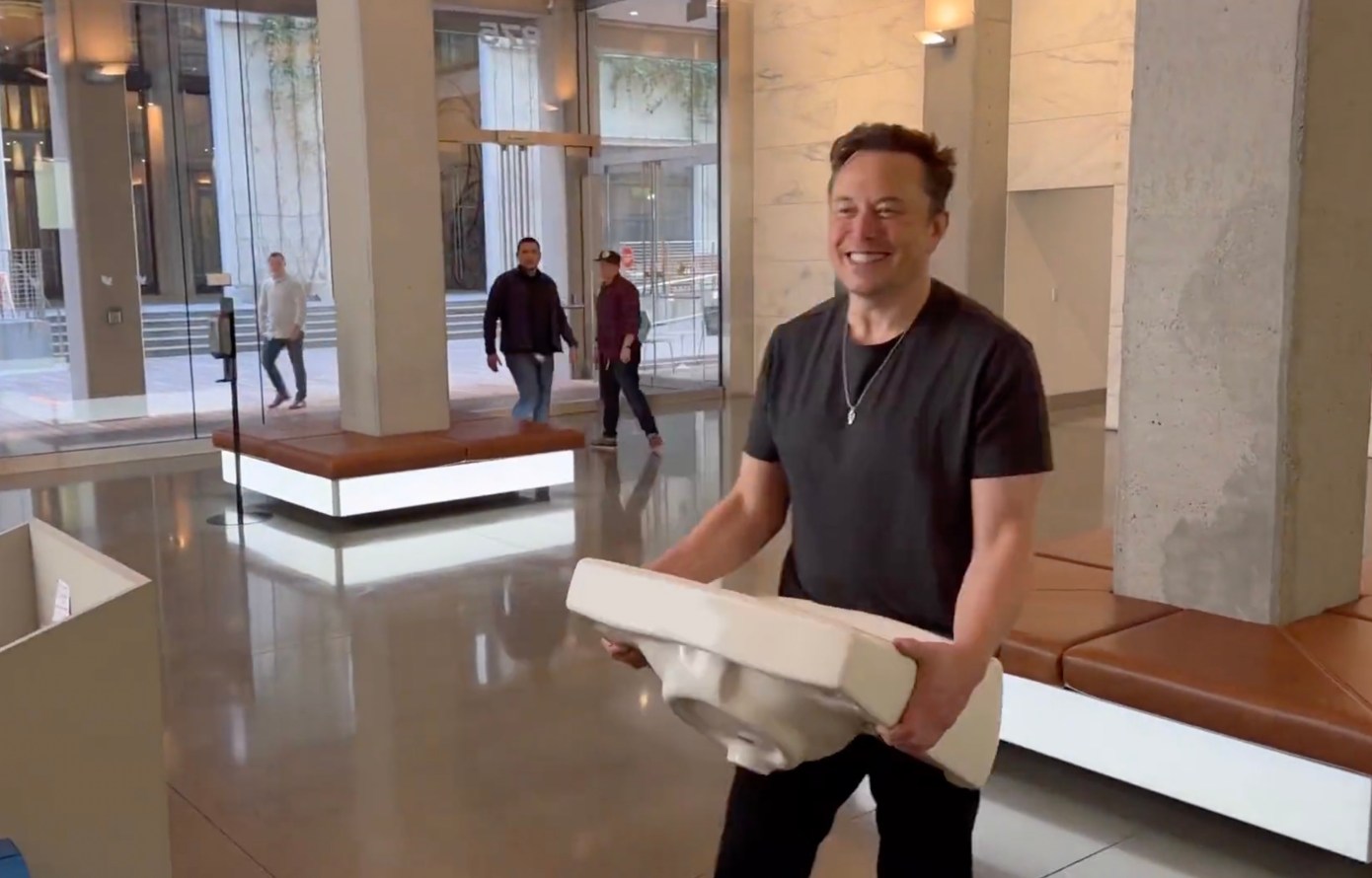 Elon Musk’s Twitter Acquisition Puts a Dollar Value on Each User = $152 Per Active User