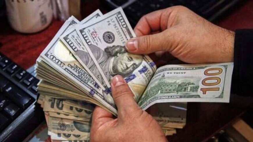 US Dollar Struggles as Unemployment Claims Surge; Market Anticipates Fed's Next Move