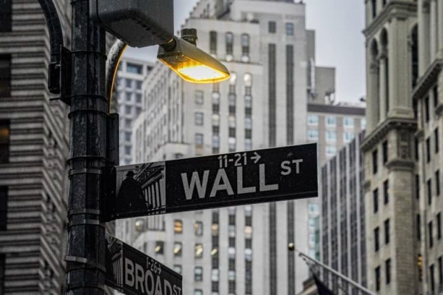 Futures Hold Steady Ahead of Fed Decision; Tesla Faces Pre-market Slip