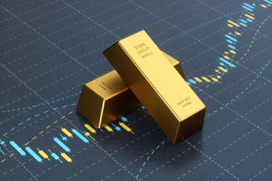 Gold Reaches Record High Before Key U.S. Inflation Data Release
