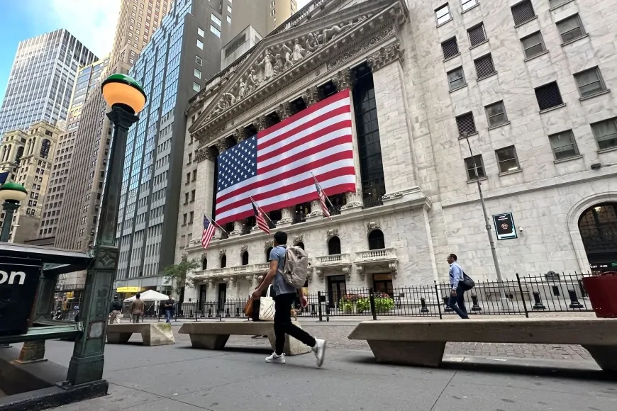 U.S. Stock Market Live Updates: Jobs Report, Fed Chair Powell’s Speech, and Trade Policy Impact