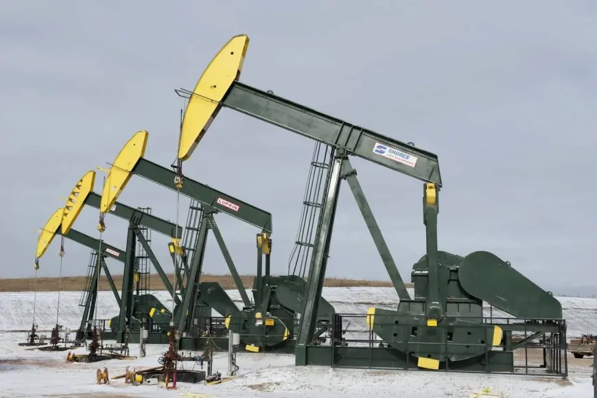 "Drill Baby Drill" Stalls as U.S. Oil Faces Price Slump and Tariff Woes